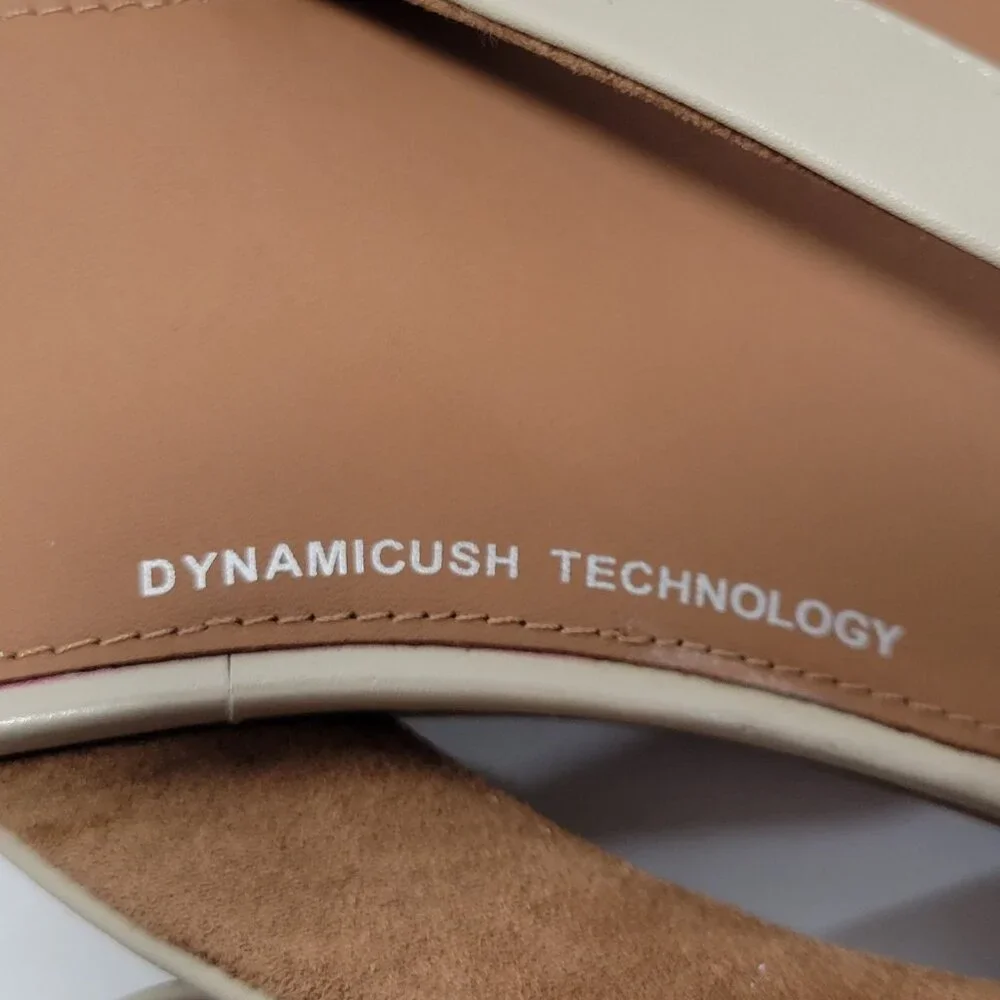 FitFlop Gracie Flip Flop Sandals Women Size 11 Leather Thong Stone Beige Comfort